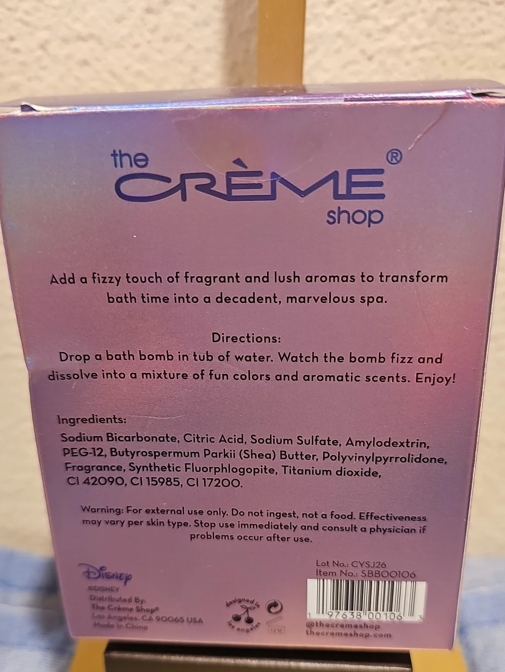 Creme Shop Stitch Fizzy Bathbomb